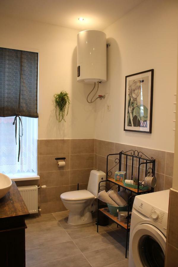 Simple & Elegant Apartment لييبايا المظهر الخارجي الصورة