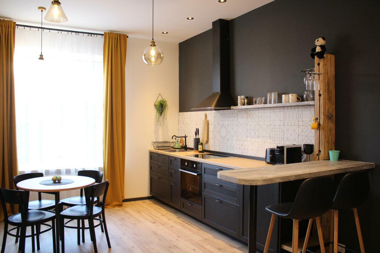Simple & Elegant Apartment لييبايا المظهر الخارجي الصورة