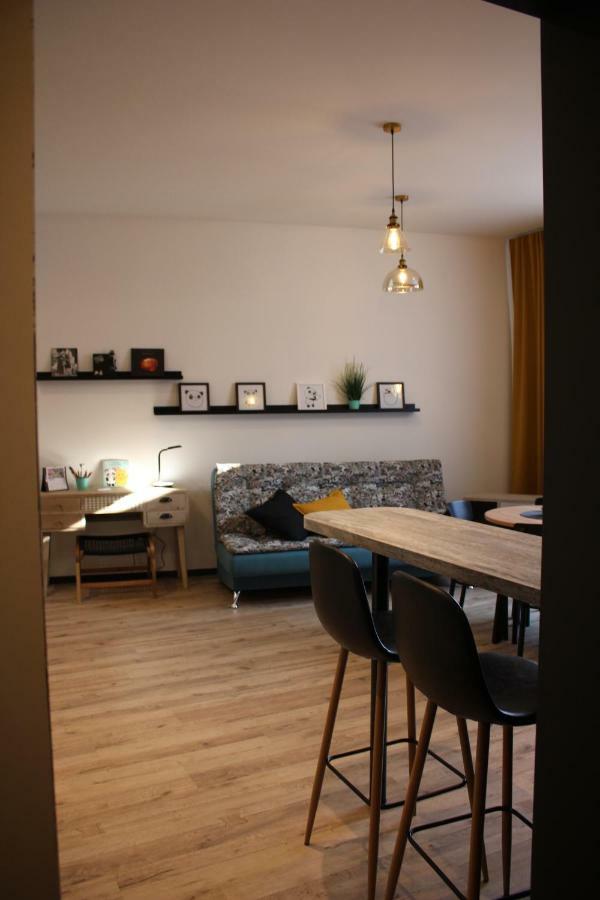 Simple & Elegant Apartment لييبايا المظهر الخارجي الصورة