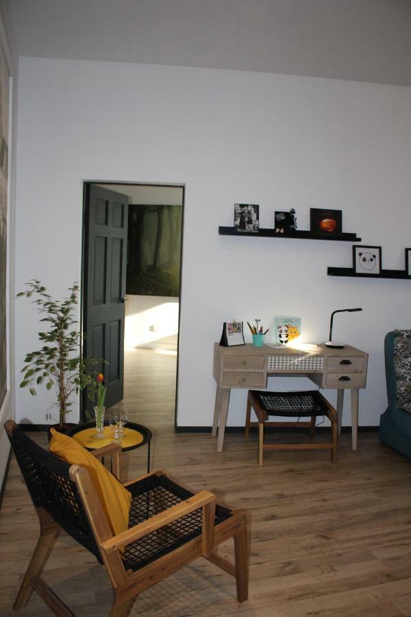 Simple & Elegant Apartment لييبايا المظهر الخارجي الصورة